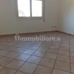 Affitto 3 camera appartamento di 94 m² in Carpi