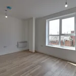 Rent 2 bedroom flat in Leicester