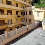 Affitto 4 camera appartamento di 135 m² in Genova