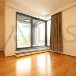 Rent 5 bedroom house in Prague