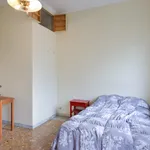 Rent 4 bedroom apartment in Rome