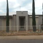 Rent 1 bedroom apartment in Port Augusta West