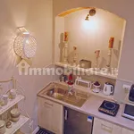 Rent 1 bedroom apartment of 28 m² in Florence