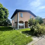 Affitto 7 camera casa di 200 m² in Castelfranco Emilia