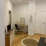 Rent 1 bedroom apartment in Porto