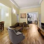 Rent 1 bedroom apartment of 120 m² in florence