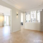 Rent 4 bedroom apartment of 232 m² in Paris 8 - Avenue Marceau