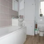 Rent 3 bedroom flat in South West England