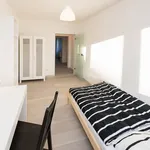 Miete 5 Schlafzimmer wohnung in Munich