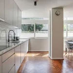 Rent 2 bedroom apartment of 592 m² in Lisbon