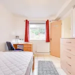 Rent 6 bedroom apartment in South East England