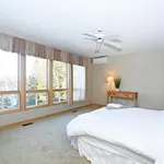 Rent 4 bedroom apartment of 558 m² in Kawartha Lakes