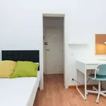 Rent a room of 85 m² in barcelona