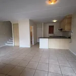 Rent 2 bedroom apartment of 100 m² in Cape Town