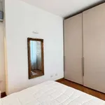 Rent 2 bedroom apartment of 65 m² in Milan