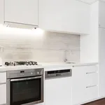 Rent 2 bedroom apartment in Port Melbourne