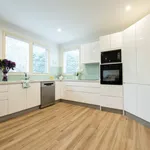 Rent 3 bedroom apartment in Malvern East