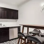 Rent 1 bedroom apartment in Los Angeles