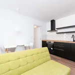 Rent 1 bedroom apartment in Barcelona']