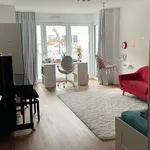 Miete 4 Schlafzimmer wohnung von 230 m² in Dusseldorf