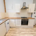 Rent 4 bedroom house in Leeds