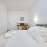 Rent 1 bedroom apartment of 60 m² in lisbon