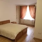 Rent 3 bedroom apartment of 125 m² in Кършияка