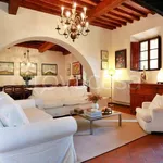 Rent 5 bedroom apartment of 160 m² in San Casciano in Val di Pesa