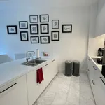 Rent 3 bedroom apartment in Saint-Gilles