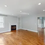 4 room apartment to let in 
                    River Edge, 
                    NJ
                    07661