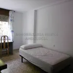 Rent 4 bedroom apartment of 117 m² in Almeria