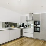 Rent 2 bedroom apartment in London