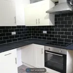 Rent 2 bedroom house in Leeds