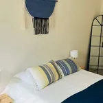 Rent a room in lisbon