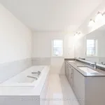 Appartement de 2378 m² avec 4 chambre(s) en location à Whitby