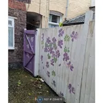 Terraced house to rent in Hampton Road, Luton LU4