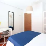 Rent a room of 95 m² in madrid