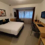 Rent a room in porto