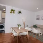 Rent a room of 220 m² in madrid