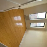 Rent 2 bedroom apartment in Manhattan