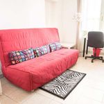 Rent a room of 130 m² in Roma