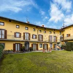 Rent 7 bedroom house of 415 m² in Bergamo