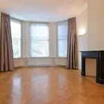 Rent 8 bedroom house of 368 m² in Statenkwartier