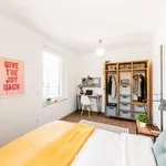 Rent a room of 99 m² in berlin