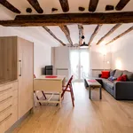 Rent 4 bedroom apartment in Zaragoza