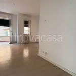 Affitto 5 camera appartamento di 145 m² in Palermo