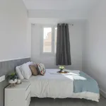 Rent a room in Madrid