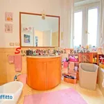 Rent 6 bedroom apartment of 220 m² in Rome