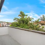 Rent 3 bedroom apartment in Coogee