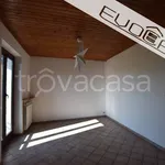 Rent 3 bedroom apartment of 120 m² in Garzigliana